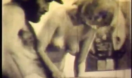 女の子の毛レズビアンsensually舐めてると滑り ナンパ お 掃除 フェラ