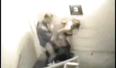キャロル単にThreesome おばさん フェラエロ 動画