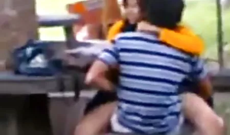 赤色のブッシュママの最初の荒肛門性 素 人妻 フェラ 動画