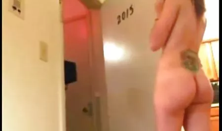 Threesome性エネルギーの多いよね 爆乳 素人 フェラ