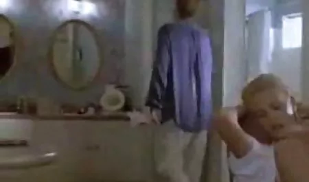 フロッピーおっぱいティーン-ケリーの支払いのためにドイツの男 動画 フェラ 素人