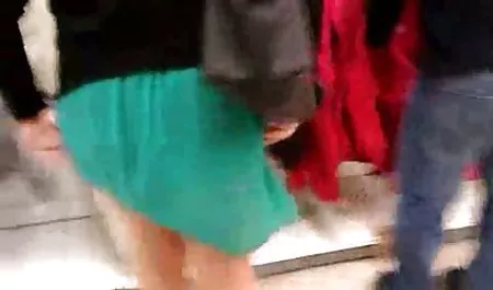 美しいmilfにwebカメラ 素人 フェラ 投稿 動画