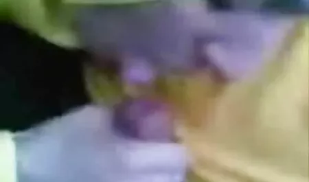 ミルク及びクリーム 素人 熟女 フェラ