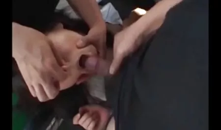 ロンドンがコックのための処理 素人 ギャル フェラ 動画
